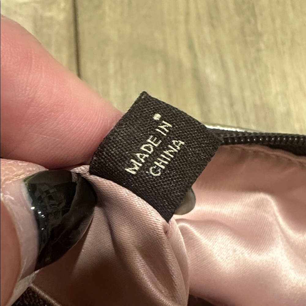 Coach Signature C Swing pack with Floral Appliqué - Picture 7 of 11